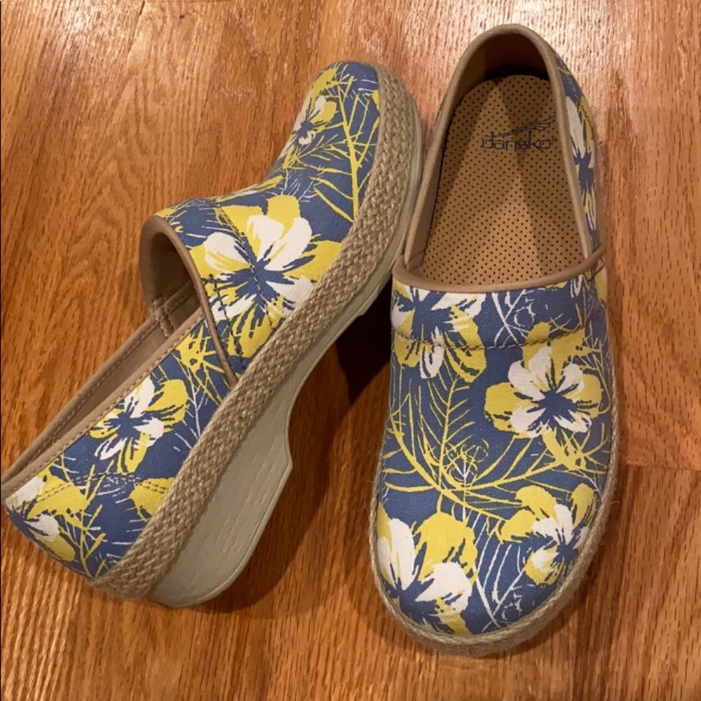 Dansko Canvas Clogs 💙💛 - Picture 2 of 4